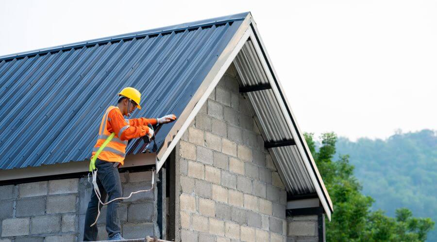 Professional residential roofers in Keokuk, IA